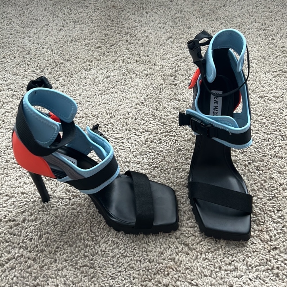 Steve Madden heels size 8.5